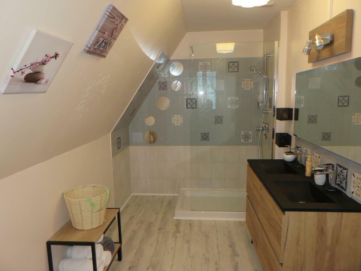 Grand Appartement Chaleureux Thouars Exteriör bild