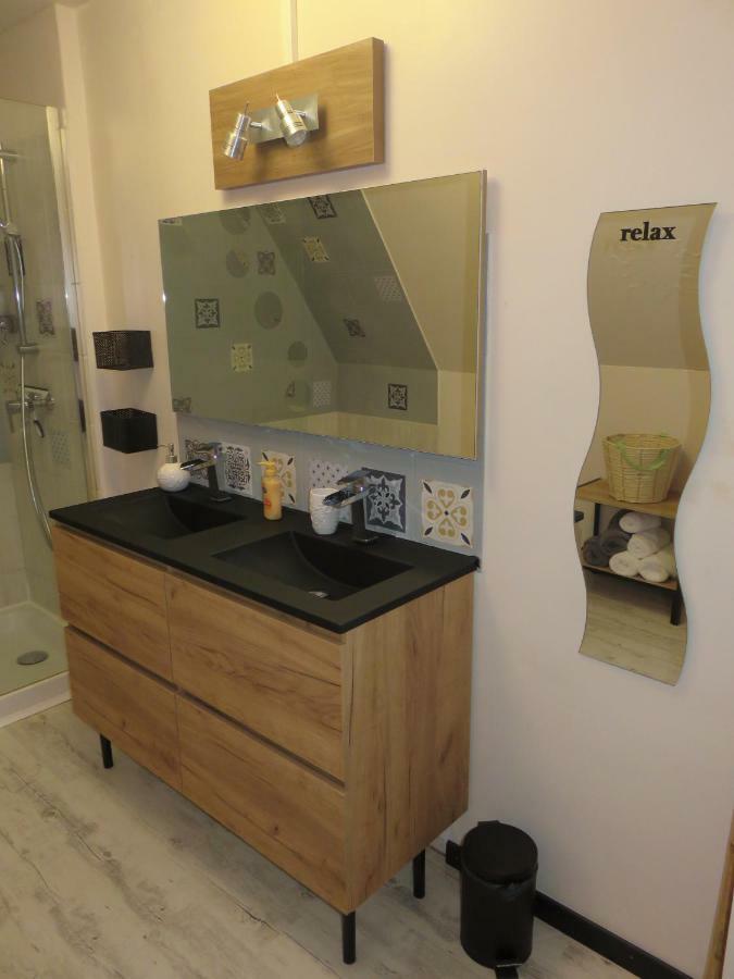 Grand Appartement Chaleureux Thouars Exteriör bild